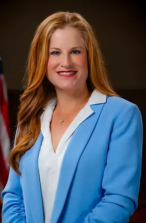 Angie Bradsher Headshot